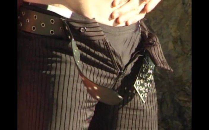 Gay 4 Pleasure: Lưỡng tính mãi mãi - cảnh2