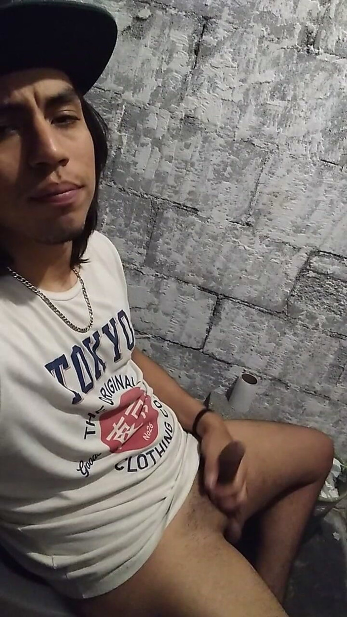 AlexAlejandro13: 精液を排出しないように気をつけてください