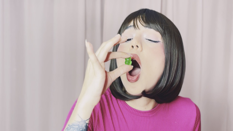 CoralTrip: 4K Giantess Fantasy - engolida viva