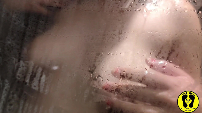 Axkilxnow: Spaß endet nie mit molliger latina mit goldener dusche