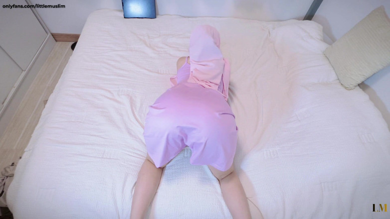 LittleMuslim: Gadis Malaysia Berhijab Lagi Asik Twerking Dengan Gaun Ungu Sambil...