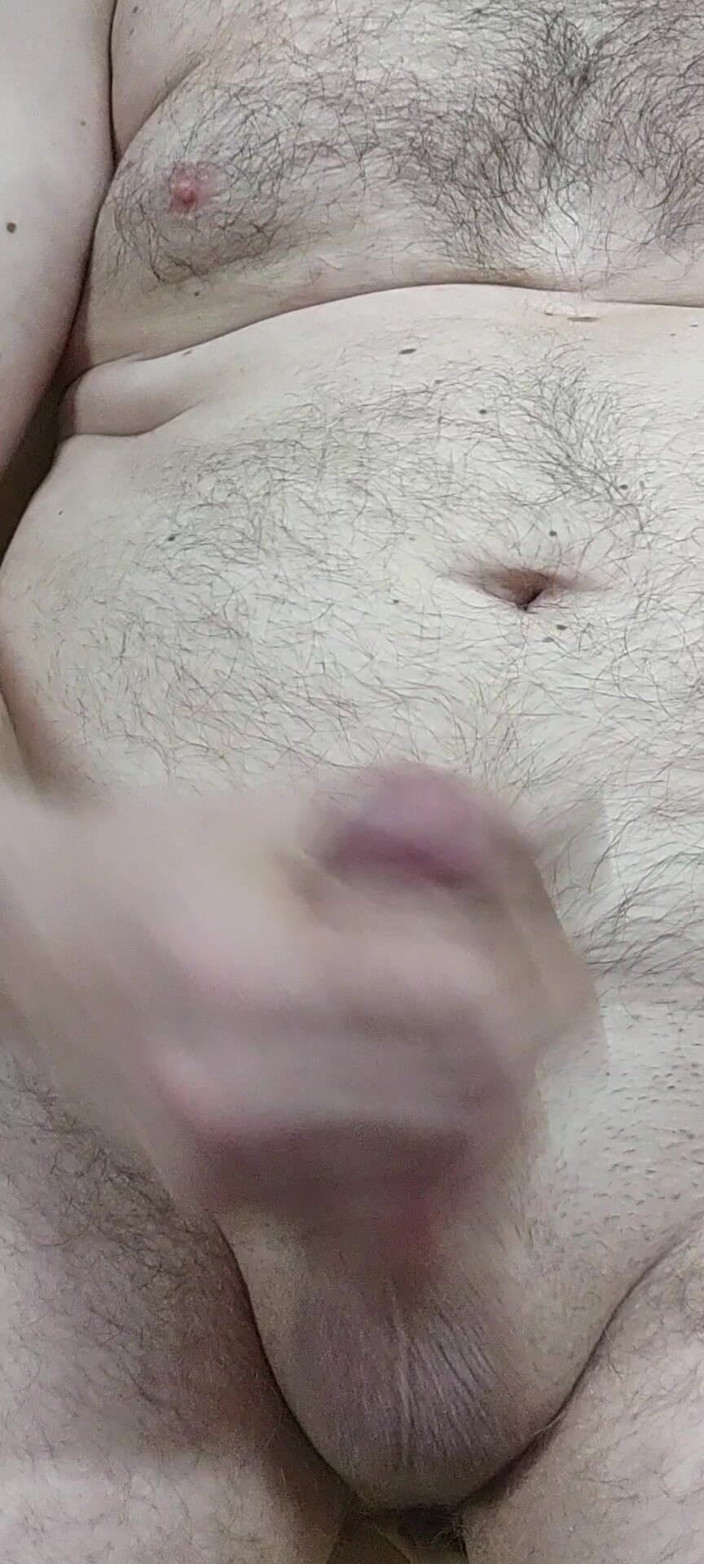 Incredible Dick: Grote blanke pik trekt zich af tijdens het kijken naar...
