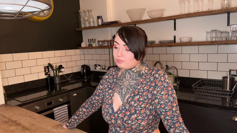 Miss Valentina: Teacher Threaten-fantasy