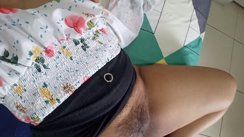 PATY PATY: The Naughty Stepdaughter Doing Crazy Things with Her Body Undressing...