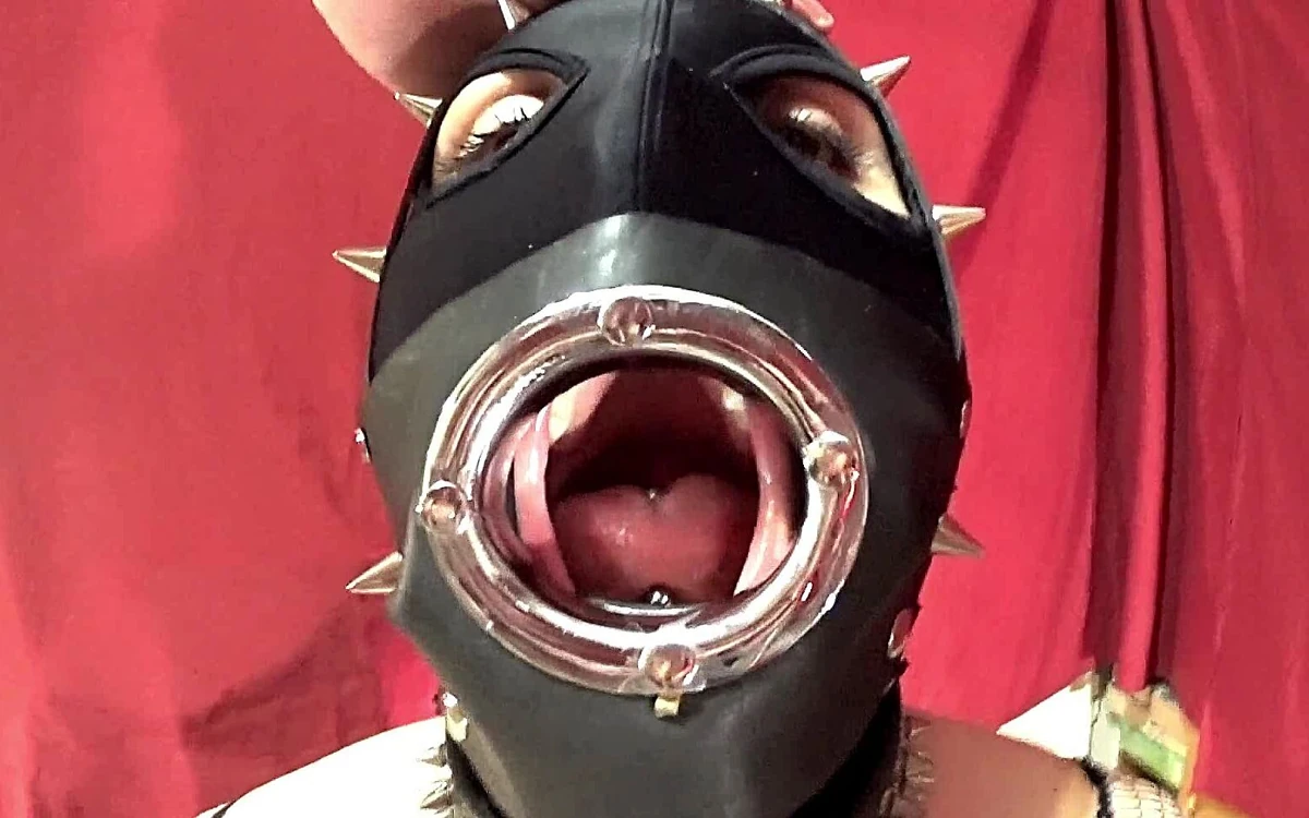 Extreme Treatment - Two Cock For 1 Slave Slut - Spiel Maschinerie's Tunnel Gag Throat Ramming & Ass Drilling