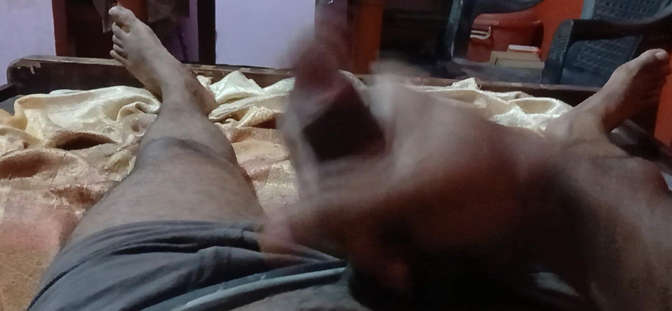 darksiders_eyes_love: Amateur Solo Dick Stroking Session Job Big Stepdaddy Dick Amateur...