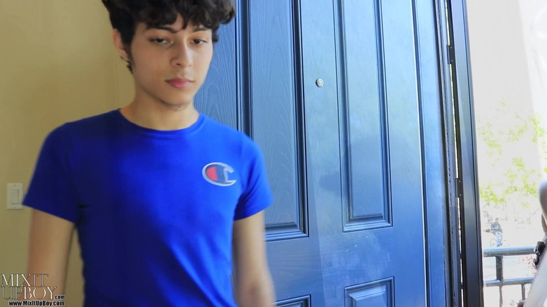 MixItUpBoy: Leo Larrz + Pupcore