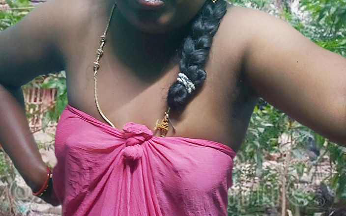 Kavitha3: Kavitha podprsenka show