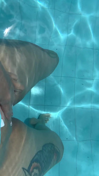 I Had an Orgasm in the Outdoor Pool