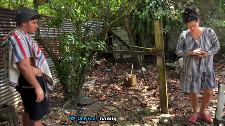NamiQsein: O compadre chega da fazenda com muito calor porque...