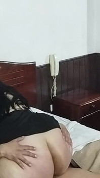 大屁股胖熟女，慢动作粉丝