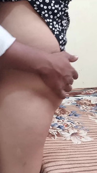 의붓아들과 함께하는 핫한 인도 소녀 Priya 선교사 섹스 모음집