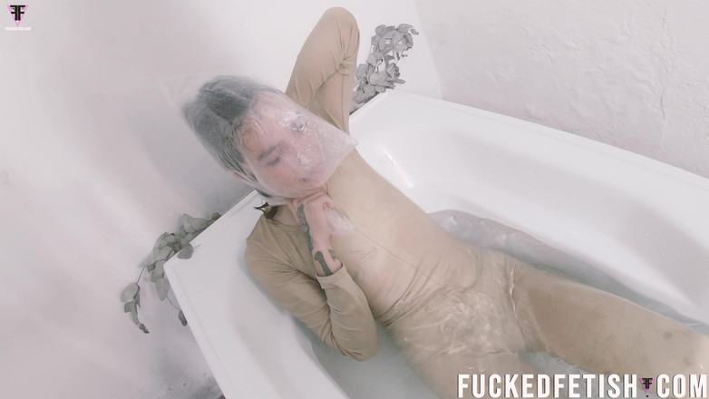 Fucked fetish: Sattira plná zoufalá taška a vodní vanu Zábavné tváře