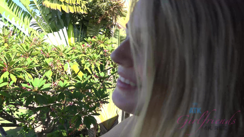 ATK Fans (Girlfriends): Virtueller urlaub in Hawaii mit Scarlet Sage teil 1