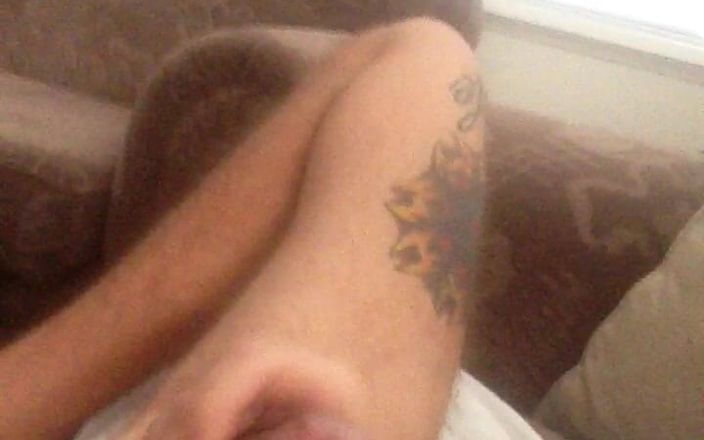 Uncut guys: Juste sucer une éjac