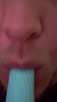 Sucking in Slow Mo - Dildo