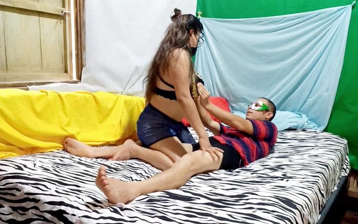 Martin13: Wyzwanie lub wyzwanie seksualne! Gorący przyrodni brat i przyrodnia siostra...
