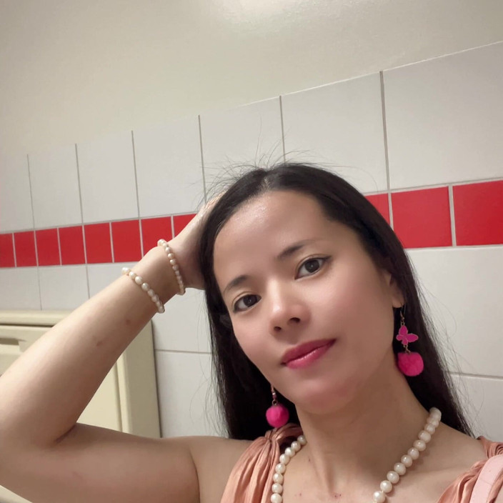 sweethanajapanese: Piss in Toilet Room Hana Cute