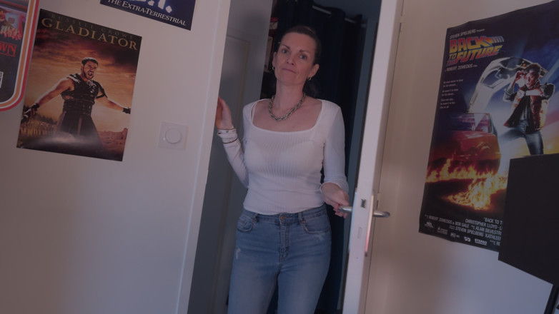 Wendy Burde: I Suck My Stepson Who Is Playing on the Computer...