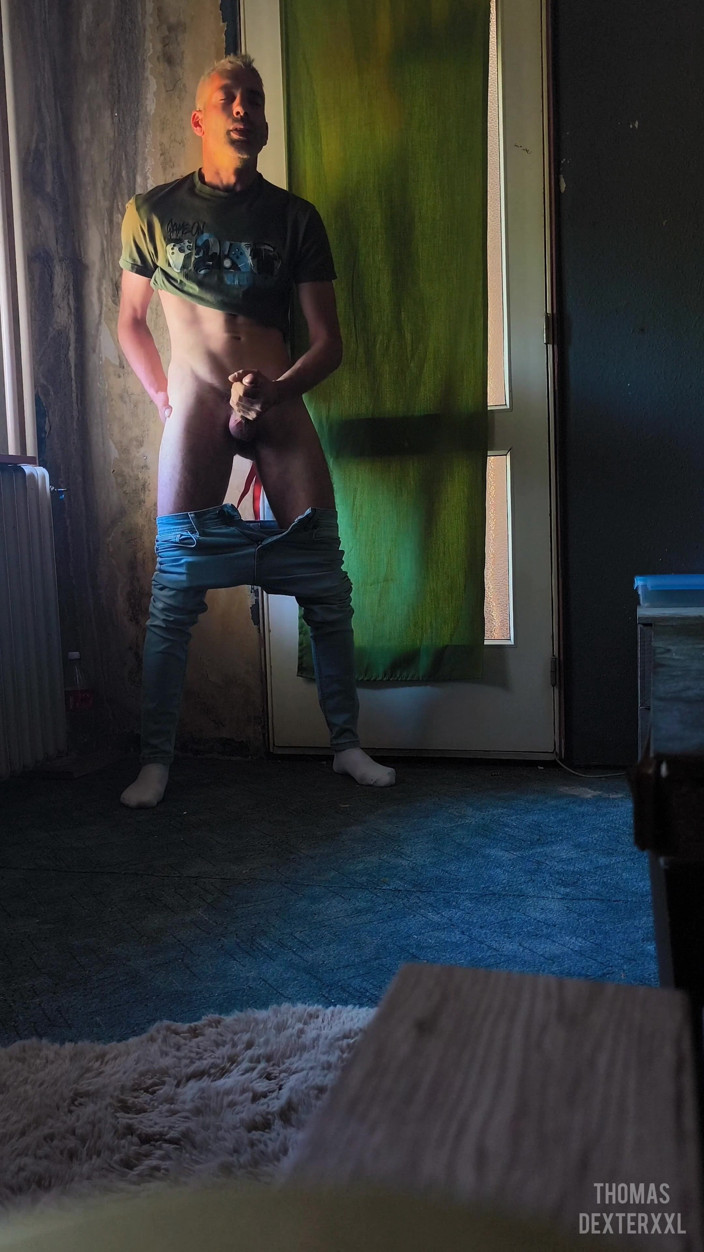 Vero Thomas: Wank Solo Thomas. Stor kuk runkade av
