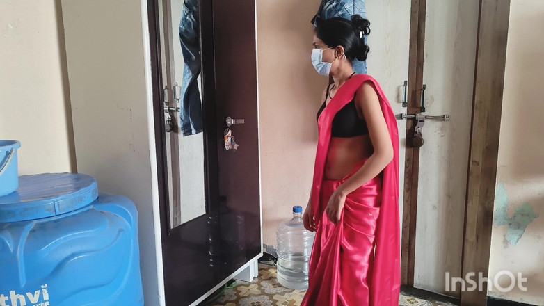 Desishycouple: Desi Bhabhi Changing Clothes in Front of Devar.