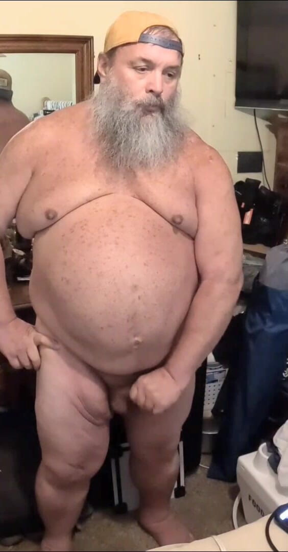GeneWadexxx: Big Bear Belly and Cock
