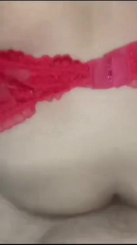 Cuando me das una rosa y yo soy todo tuyo, qué delicioso es tragarte tu semen.