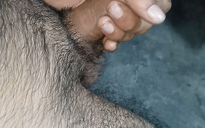 sofhiya391: bhaabhiji ne meri madad ki hastamaithun karne men