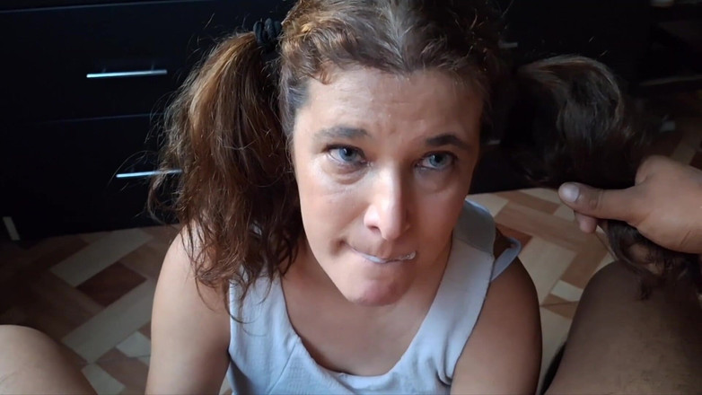 Agnes Swallow: Nevlastní dcera spolkla tátovo sperma