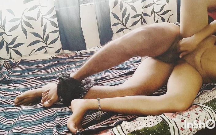Desishycouple: Video sex vợ bạn bè. Phần 3.