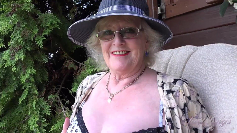 Aunt Judy's: Auntjudys - 66yo Hairy Mature GILF Mrs. Claire Sucks Your Cock in...