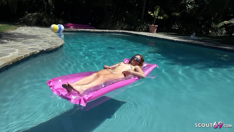 Full porn collection: Cute Skinny teen fucked to orgasm by big cock on...