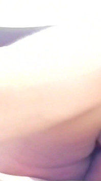 Meu Enteado Coloca Meu Enorme Vibrador Na Minha Buceta E Eu Peço a Ele Para Me Foder Na Bunda