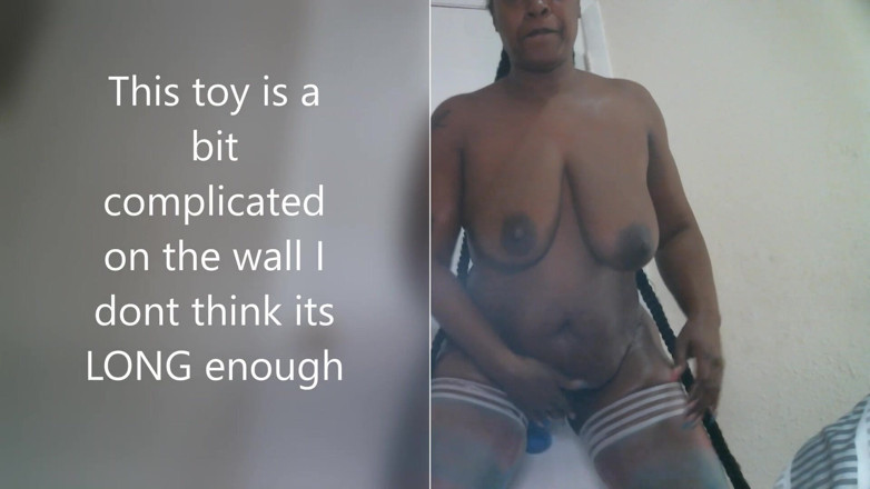 Lady Rae: Lady Raex i Dildo Niebieskiego Węża