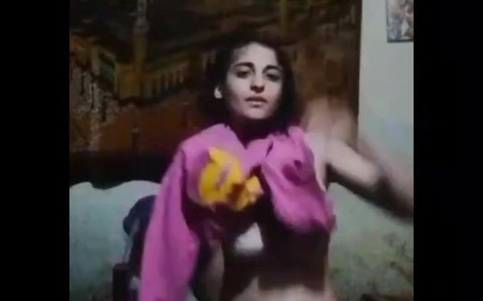 MehwishAly: Meu vestido trocando de roupa