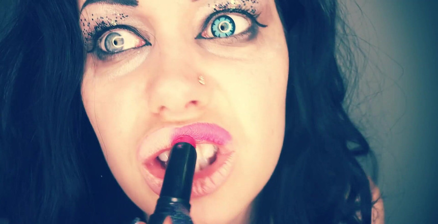 Goddess Misha Goldy: Moje nečistá rtěnka pro nás oba!