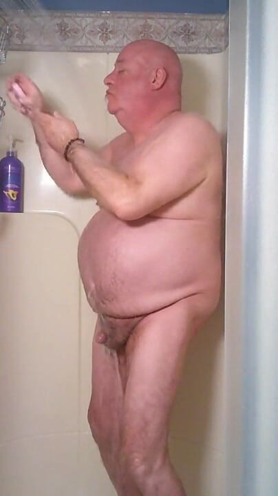 beardaddychub: Spogliarello dall'appaltatore