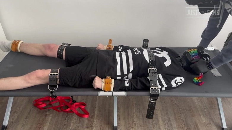 Inmate Cody and SubEdgeX: Gimp ke lie paani sans lena