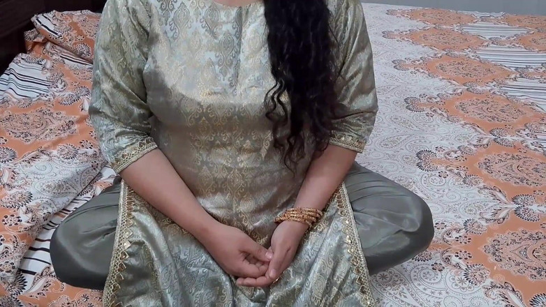 Queen beauty QB: Indian Sons Cock Is Bigger Than Dads - Hindi Dirty Talk