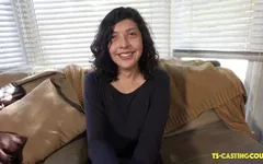 Beautiful TS Latina introduces herself!