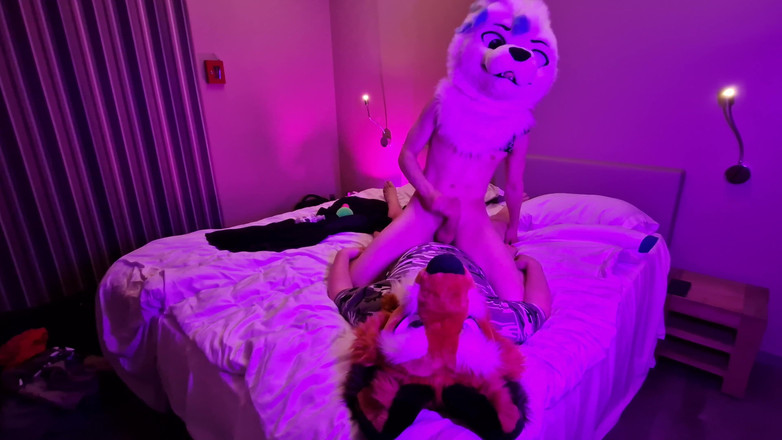 Matthew Fox Be: Matthew juega con el travieso Snauwflake