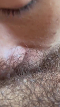 Clítoris Pequeño, Coño Muy Peludo, Lesbianas Calientes Y Mucho Placer