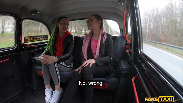 Fake Taxi: Fałszywa taksówka - Brudne Blondynki Bffs Ges fucked przez Euro Cabbie