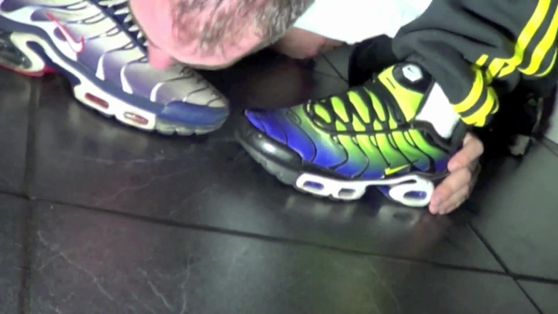 MALIK THE ARAB FUCKER XXL: Fucked in sneaker by the 2 badboys friend of Malik