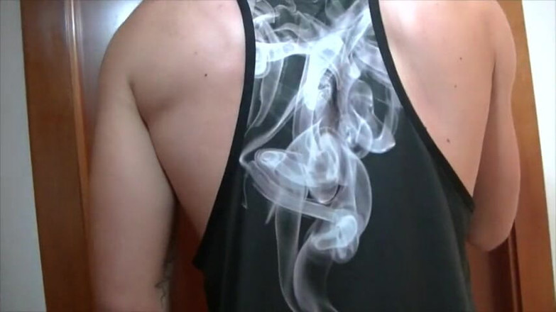 Gaybareback: 2 kouří péro pro hetero Ricky Blue