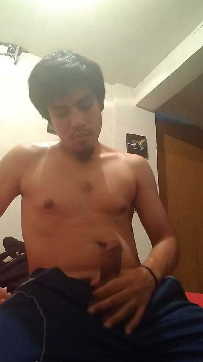 AlexAlejandro13: Velmi vztyčený penis