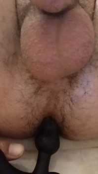 Localguy89 poprvé anál
