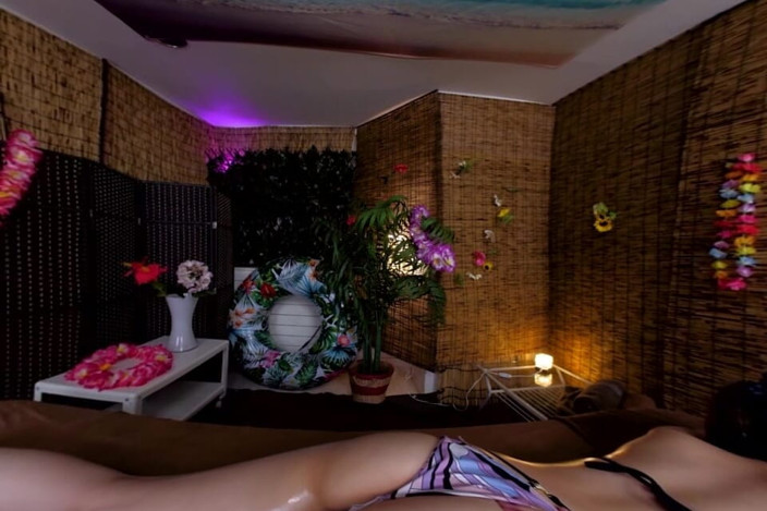 EAGLE-VR: Estetika Pemilihan Rumah Pantai: Hari Musim Panas Untuk Dikongkek 1/3