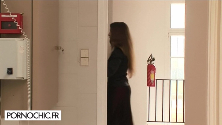 Pornochic: Spezieller zimmerservice, trio mit Oksana und Jennifer Stone