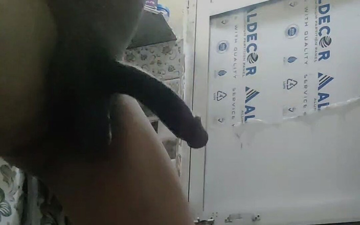 Saud Ahmad: Seksi büyük Hintli yarak